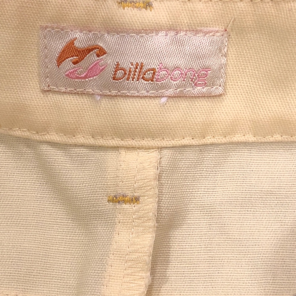 Billabong Shorts - Picture 4 of 4